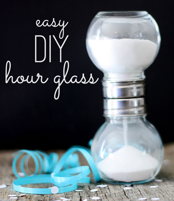 Easy DIY mason jar hourglass