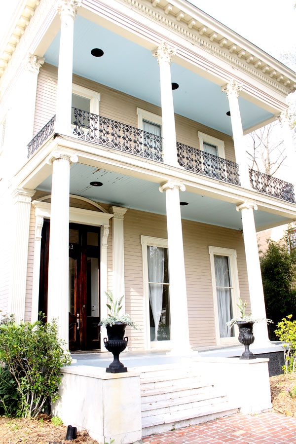 frenchquarterhouse The Shabby Creek Cottage