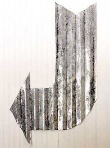 DIY metal arrow sign