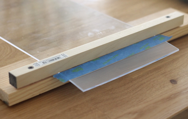 how to make an iPad stand from plexiglass