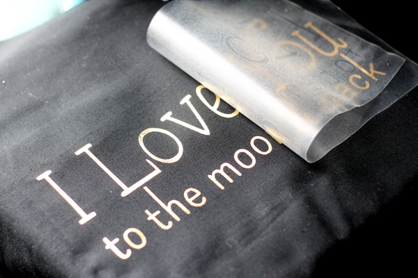 I love you to the moon and back pillow {with free graphic}