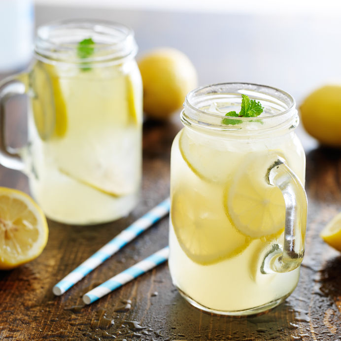 How to Make the Best (and Easiest) Fresh Homemade Lemonade