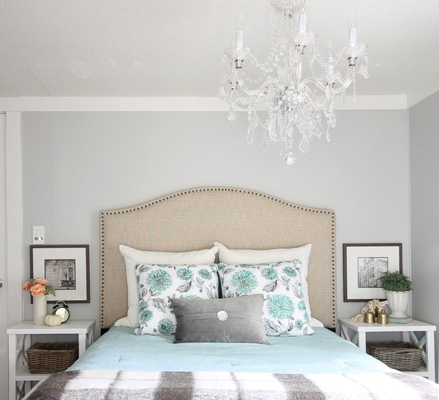 Gorgeous before and after of a modern farmhouse bedroom makeover!
